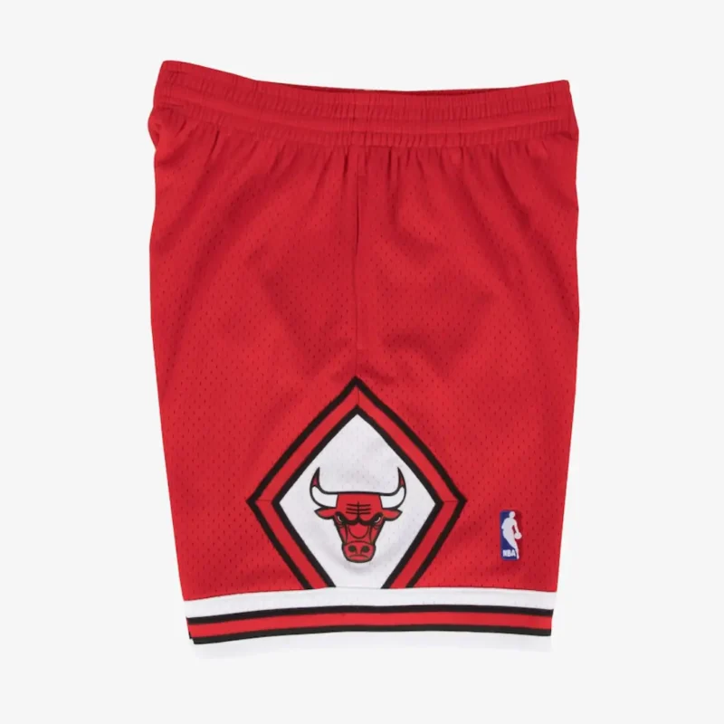 Men's Red Chicago Bulls 1997/98 Hardwood Classics Swingman Basketball Shorts - Image 3
